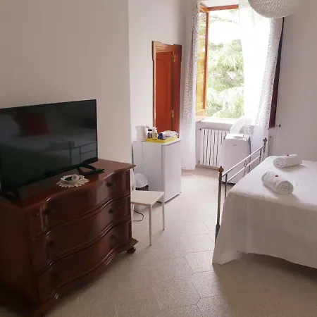 Oda ve Kahvaltı Casa Carolina 3*