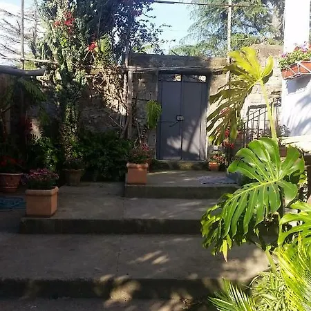 Bed and Breakfast Casa Carolina 3*