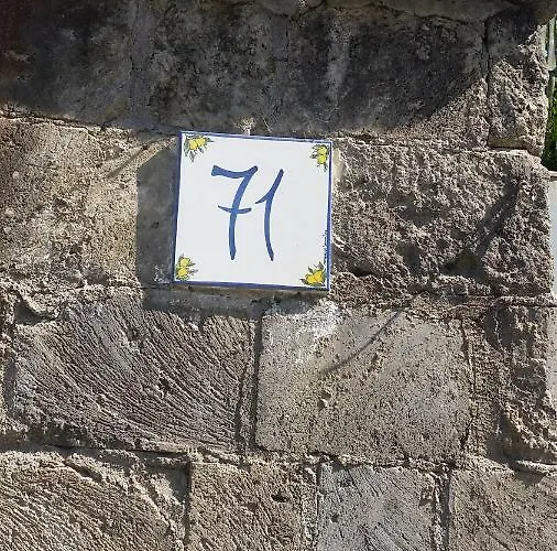 Casa Carolina Bed & Breakfast 3*