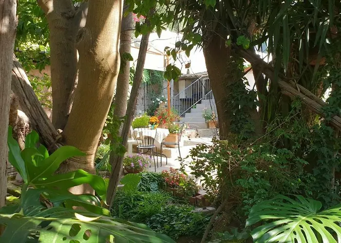 Casa Carolina Bed & Breakfast